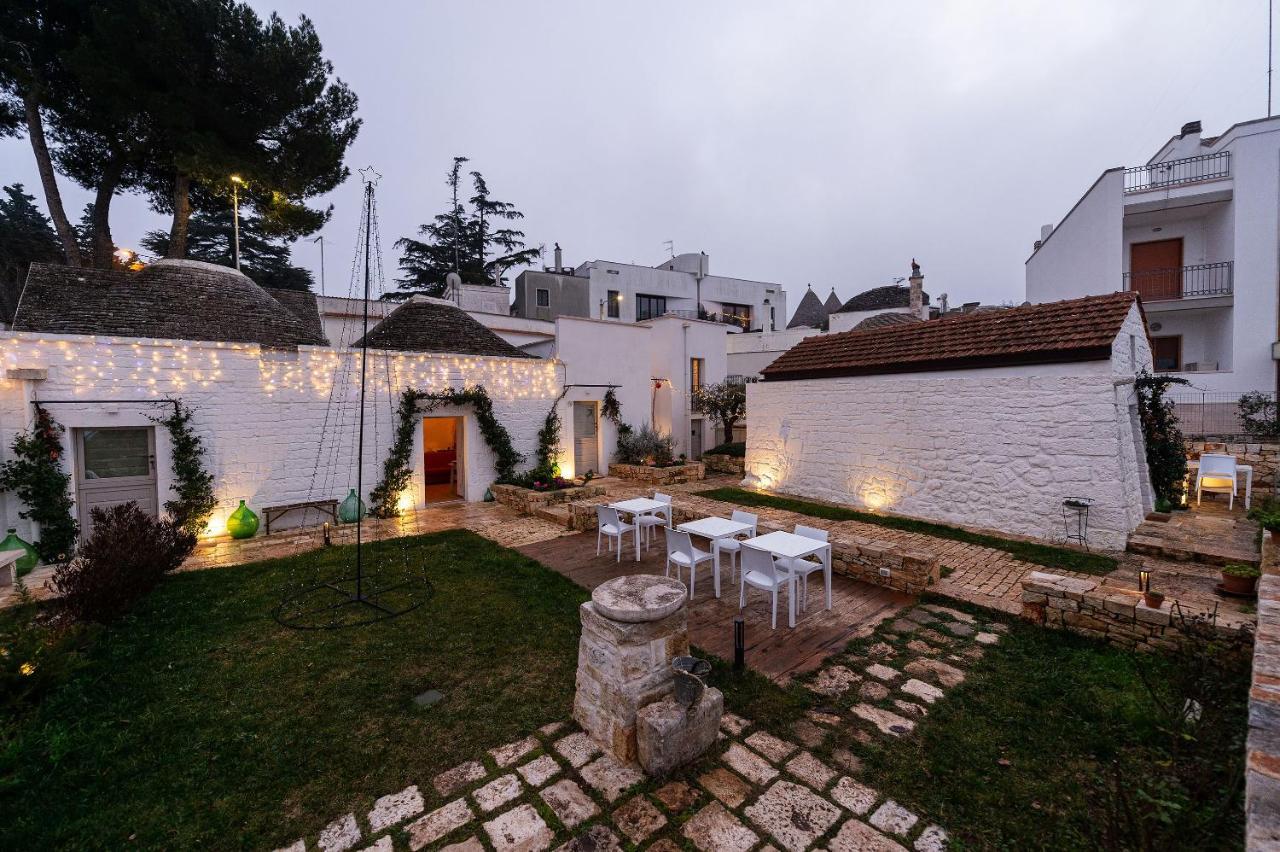 אלברובלו Trulli In Corte מראה חיצוני תמונה